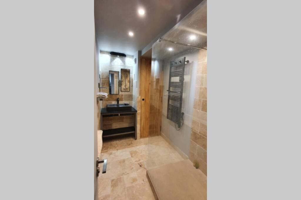 Grand Loft En Plein Coeur Du Vieux-Port Apartment Marseille Ngoại thất bức ảnh